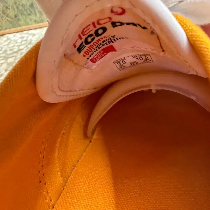 [BUNJANG] Vans Authentic Pig Suede Sneakers / 반스 어센틱 피그 스웨이드 데저트 썬