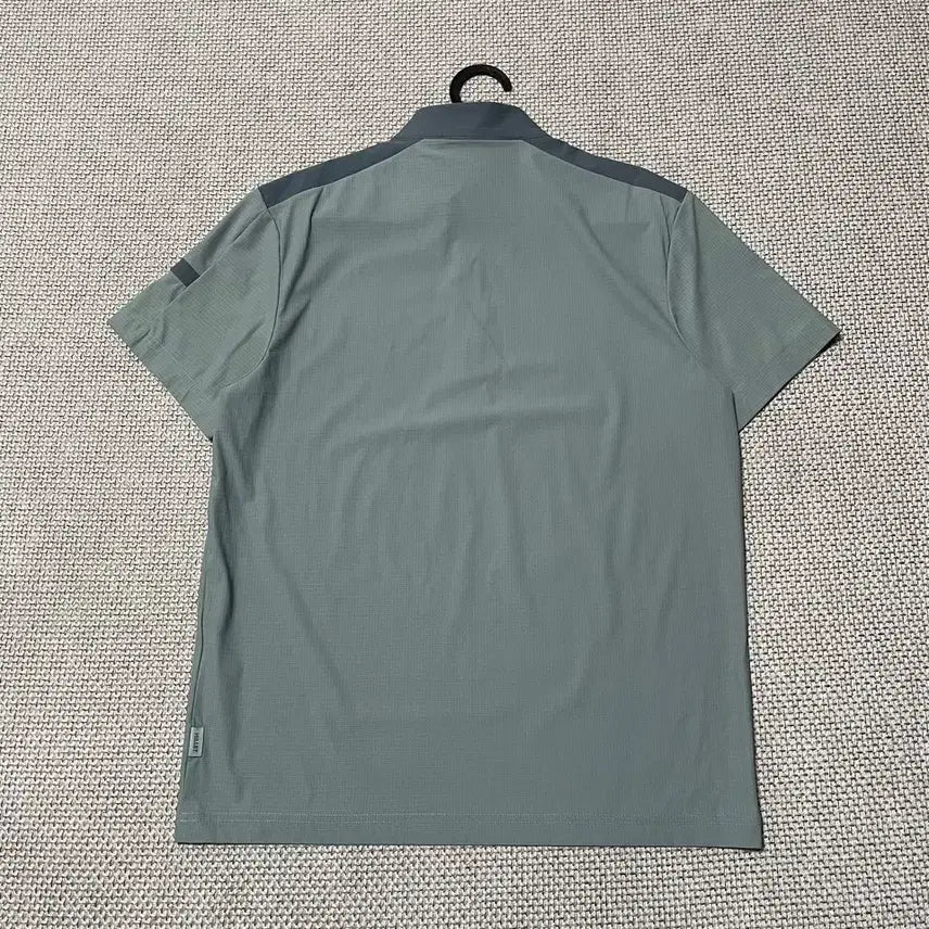 [BUNJANG] Millet Functional Half-Zip T-shirt / L 밀레 반집업 기능성 반팔티 B.7711