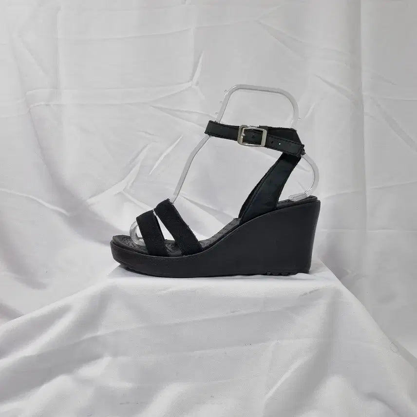 [SOLD OUT] 빈티지하서 w7 240 크록스 레이 웨지 구두 힐 샌들