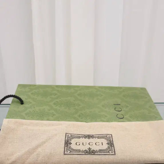 [BUNJANG] Gucci Interlocking G Cut Out Pouch Clutch / 구찌 컷 아웃 인터로킹 G 파우치 클러치 723320