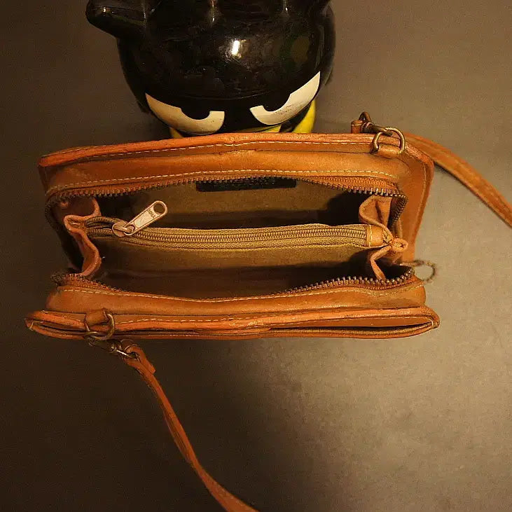 [BUNJANG] Liz Claiborne Crossbody Bag / 470 크로스가방 크로스백 미니가방 미니백 가죽백 가죽가방 빈티지가방