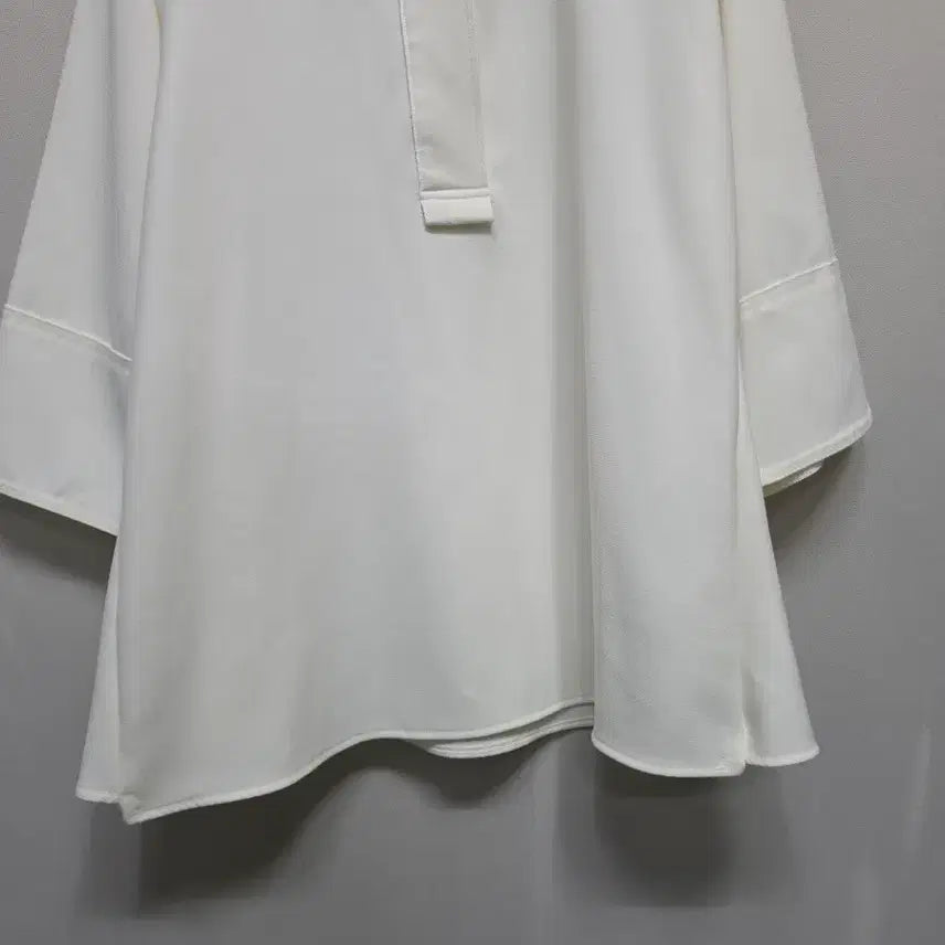 [BUNJANG] SJ WANI White Tunic Blouse / SJ와니 화이트 튜닉 블라우스