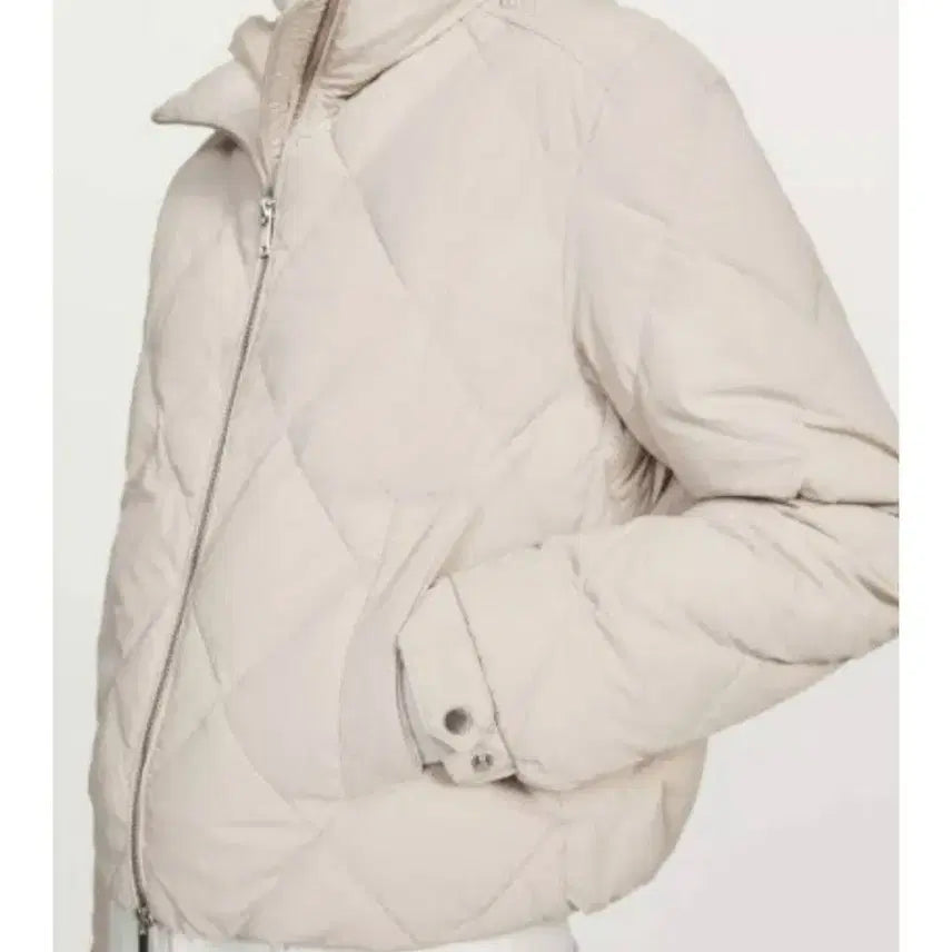 [BUNJANG] Massimo Dutti Quilted Jacket / 25년 마시모두띠 컬팅 자켓 패딩