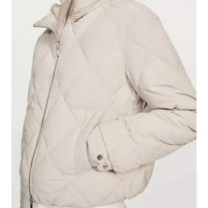 [BUNJANG] Massimo Dutti Quilted Jacket / 25년 마시모두띠 컬팅 자켓 패딩