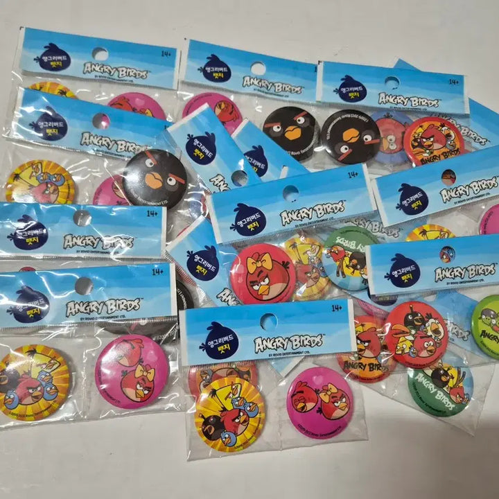 [BUNJANG] Retro Angry Birds Pin Badge / 고전 레트로 앵그리 버드 핀뱃지