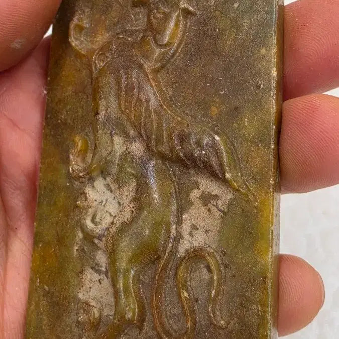 [BUNJANG] Unidentified Antique Winged Tiger Celadon / 고옥에강옥 날개달린호랑이