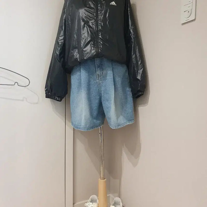 [BUNJANG] Adidas Black Windbreaker Jacket / 아디다스 블랙 바람막이 자켓