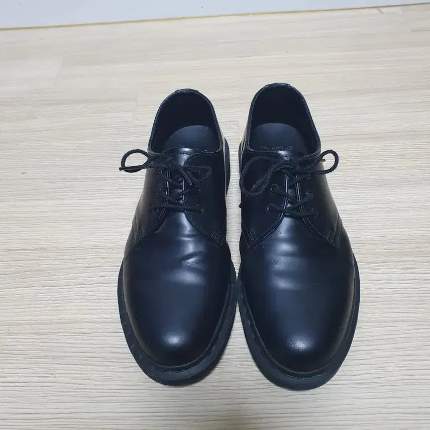 [SOLD OUT] 닥터마틴 1461 모노 로퍼 260