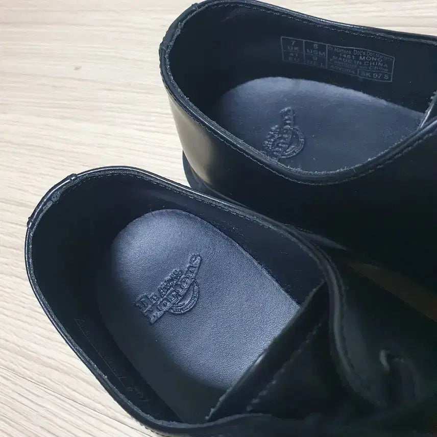 [SOLD OUT] 닥터마틴 1461 모노 로퍼 260
