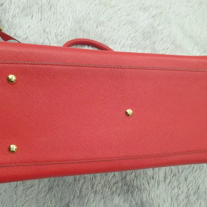 [BUNJANG] MCM Nuovael Saffiano Leather Handbag / MCM 누오보엘 사피아노 핸드백 (스트랩있음)