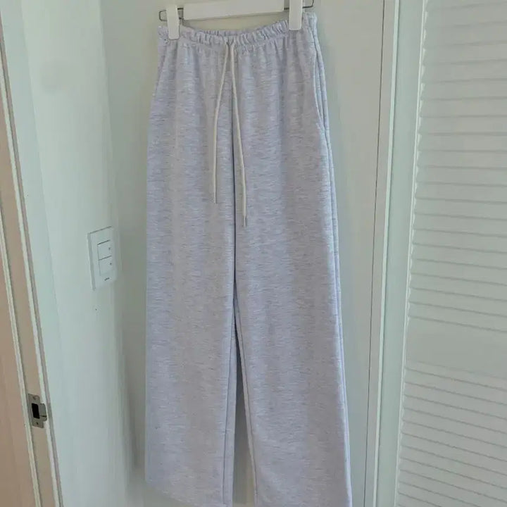 [BUNJANG] Monet S/S Day Bending Pants Training / Monet 샵 모넷 제작 s/s 데이 밴딩 팬츠 트레이닝
