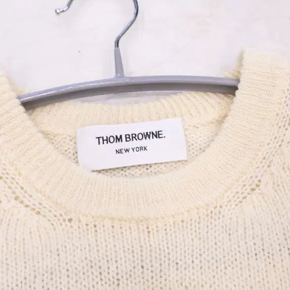 [BUNJANG] Thom Browne Shetland Diagonal Classic Knit Sweater / 톰브라운 셔틀랜드 사선 클래식 니트 MKA317A-01085100