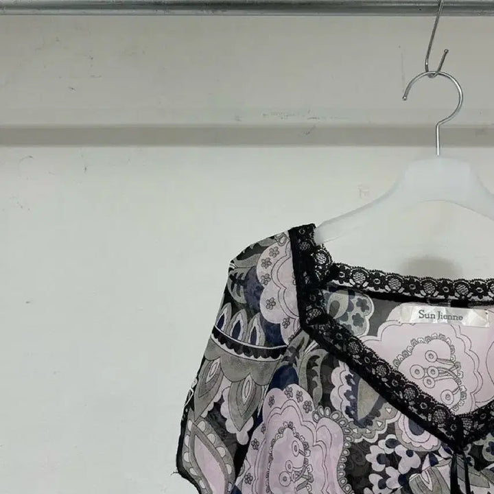 [BUNJANG] Vintage Top / vtg top
