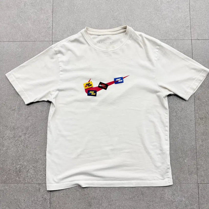 [BUNJANG] Nike Jumpman Patch Logo T-shirt (Ivory, M) / 나이키 점프맨 패치 로고 반팔 티셔츠 아이보리 (M)