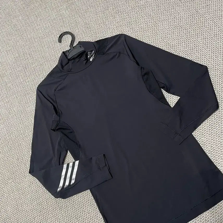 [BUNJANG] Adidas CLIMACOOL Mock Neck Functional T-shirt / M 아디다스 CLIMACOOL 목폴라 기능티 B.7701
