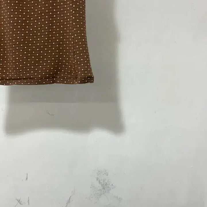 [SOLD OUT] vtg top