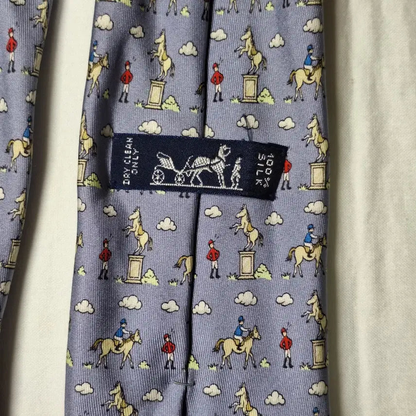 [SOLD OUT] 에르메스 라벤더 승마 클라우드 실크 넥타이