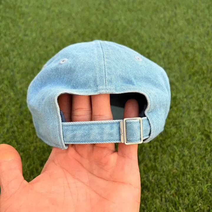 [BUNJANG] Nike Club Unstructured Light Wash Denim Cap / 나이키 클럽 언스트럭처 연청 데님 캡