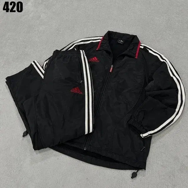[BUNJANG] Adidas Black Training Suit Set / 아디다스 블랙 트레이닝복 세트