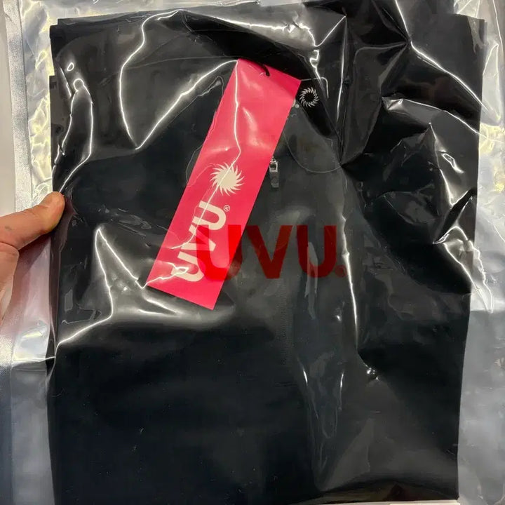 [BUNJANG] UVU 1/4 Zip-Up Running Top Black / UVU 러닝 1/4 집 블랙