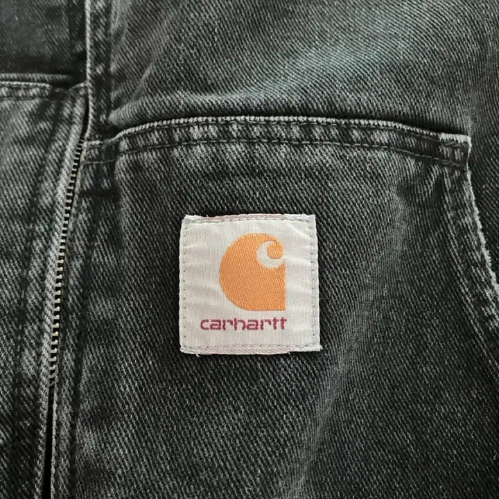[SOLD OUT] 칼하트 WIP 메이틀랜드 데님 OG 액티브 자켓 블랙 스톤 워시드