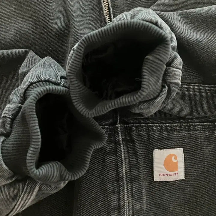 [SOLD OUT] 칼하트 WIP 메이틀랜드 데님 OG 액티브 자켓 블랙 스톤 워시드