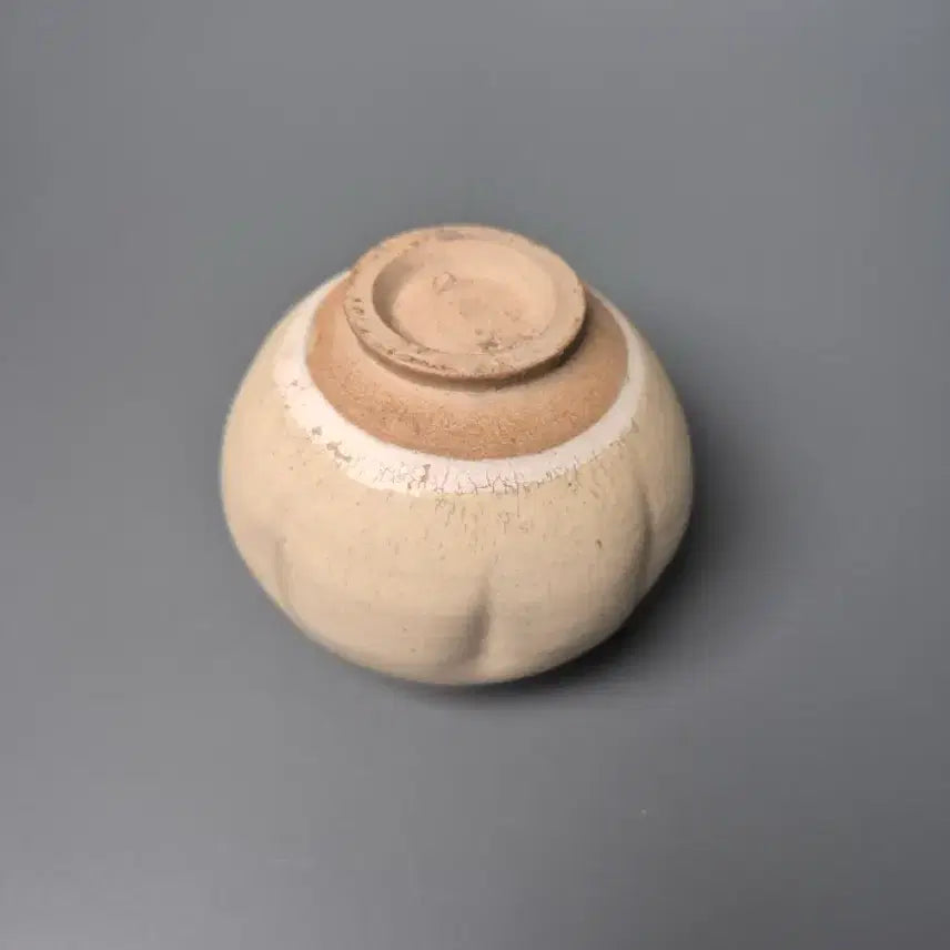 [BUNJANG] Chinese Jin Dynasty Celadon Porcelain Vase / [진품] 금대 백유 능화문 호 출토품 중국도자기 골동품 고미술품 수집품