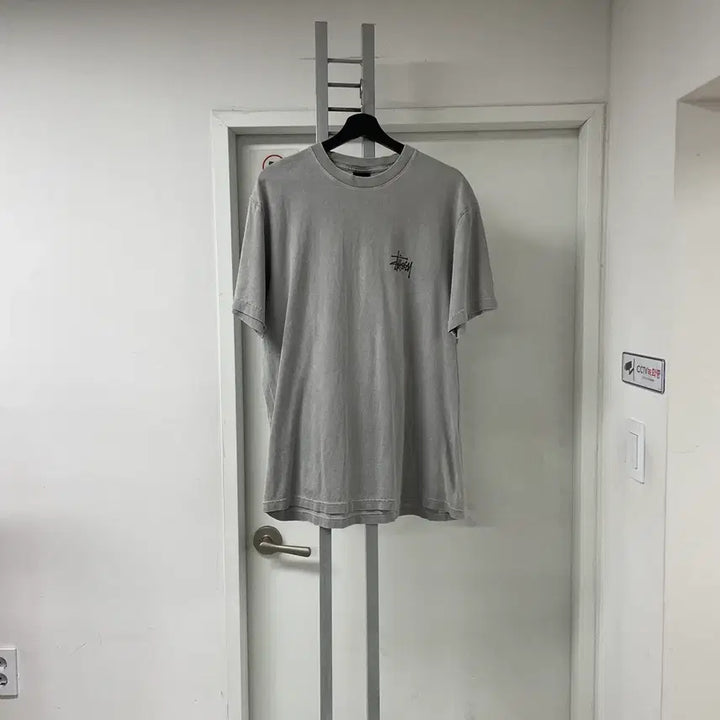 [SOLD OUT] 스투시 베이직 반팔 티셔츠 L