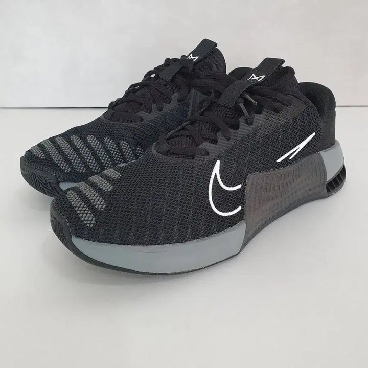 [SOLD OUT] 나이키 메트콘 9 블랙 (270)
