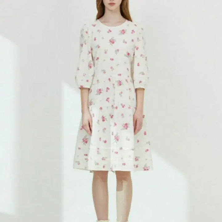 [SOLD OUT] 써스데이아일랜드 25SS 원피스 M (새옷컨디션)