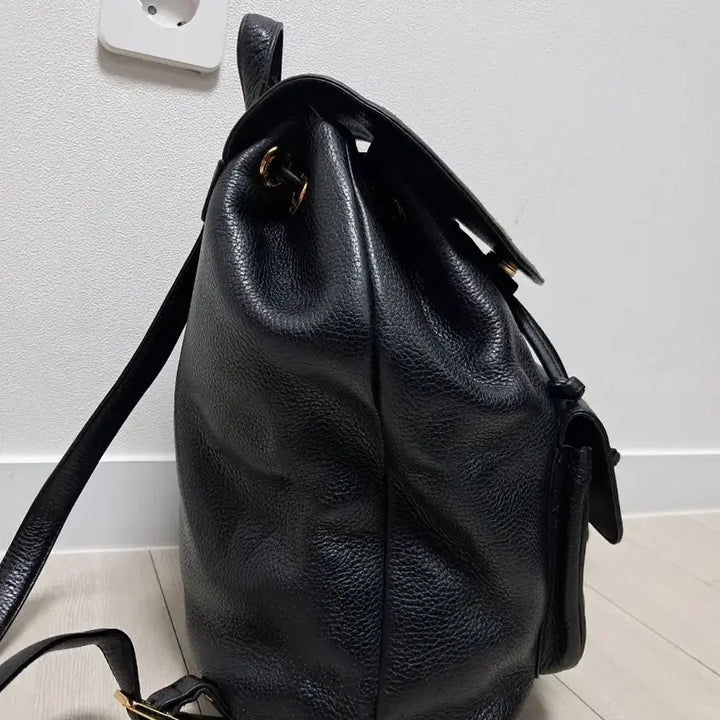 [SOLD OUT] MCM 블랙 가죽 백팩