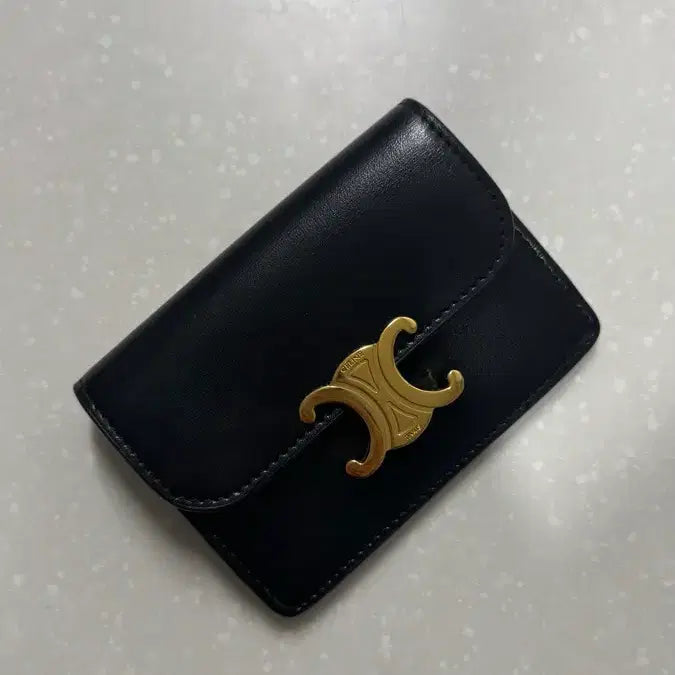 [SOLD OUT] 셀린느 트리옹프 카드지갑
