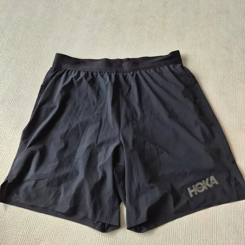 [SOLD OUT] 호카 러닝반바지