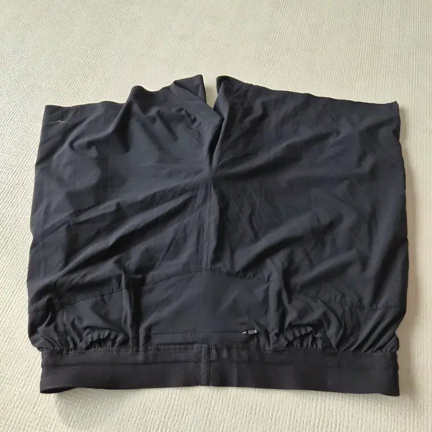 [SOLD OUT] 호카 러닝반바지