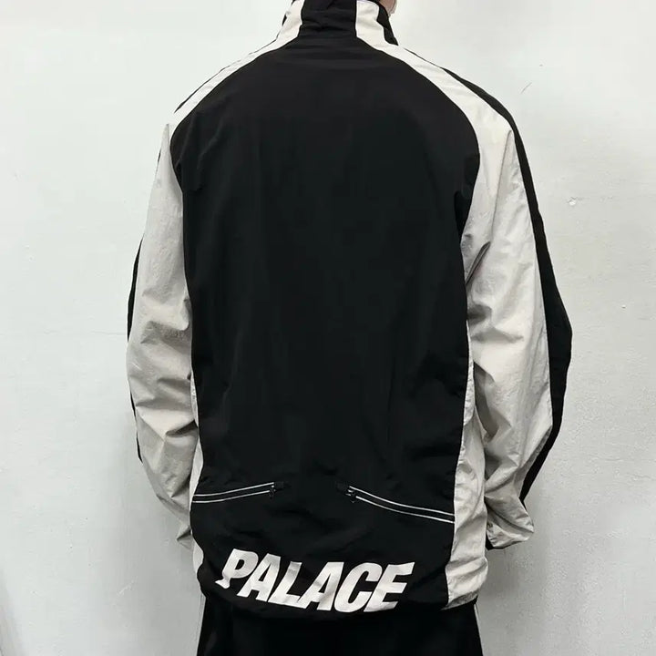 [BUNJANG] Palace Skateboards Rock Shell Windbreaker Jacket / 팔라스 스케이트보드 락 쉘 윈드브레이커 자켓