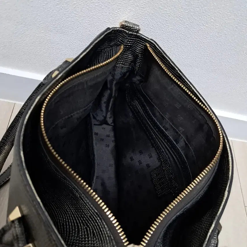 [BUNJANG] Daks Black Leather Tote/Shoulder Bag / 닥스 블랙 레더 토트백 겸 숄더백