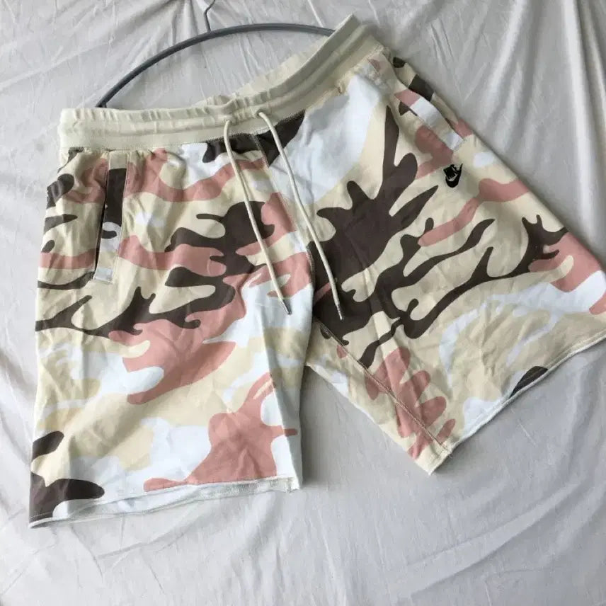 [SOLD OUT] 나이키 카모 반바지
