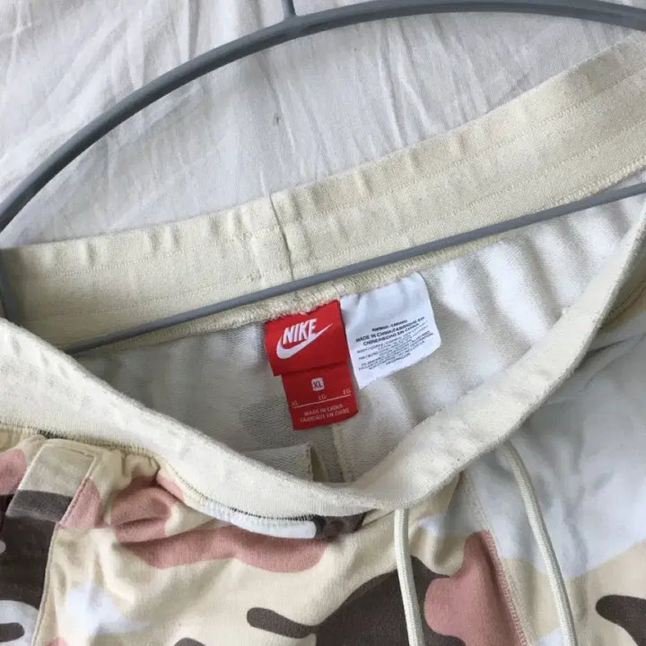[SOLD OUT] 나이키 카모 반바지