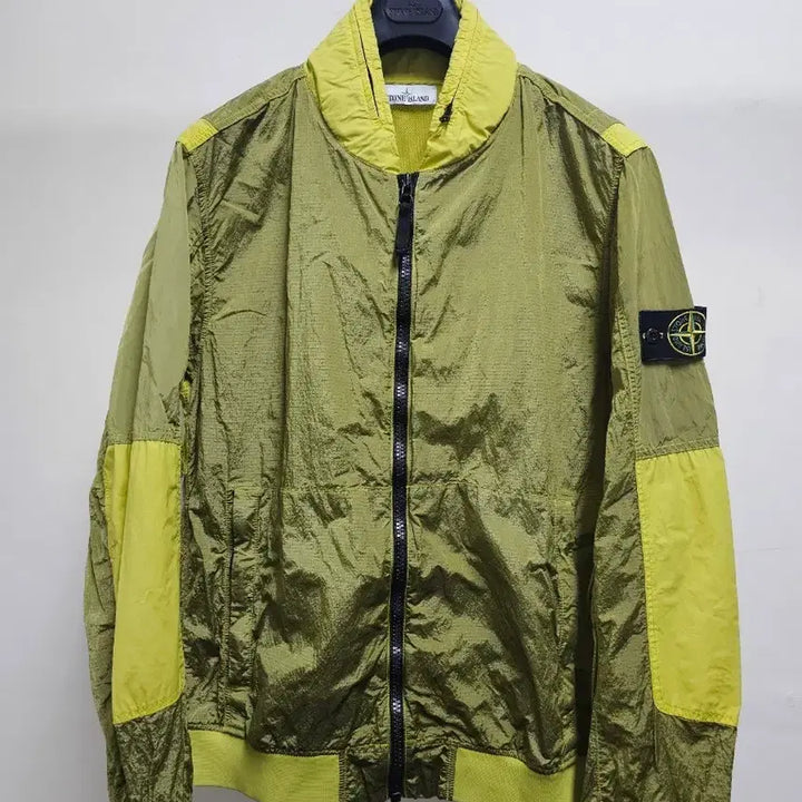 [SOLD OUT] 스톤아일랜드 NYLON METAL WATRO RIPSTOP 자켓