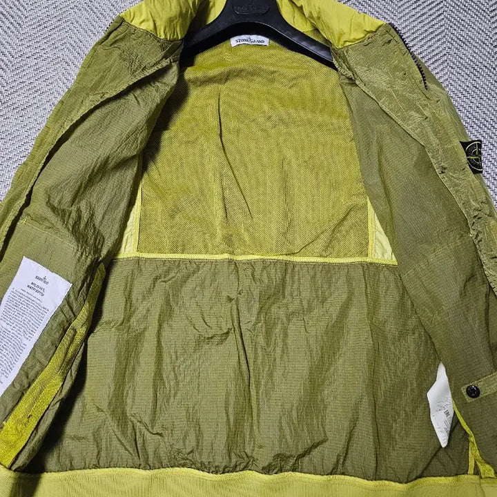 [SOLD OUT] 스톤아일랜드 NYLON METAL WATRO RIPSTOP 자켓