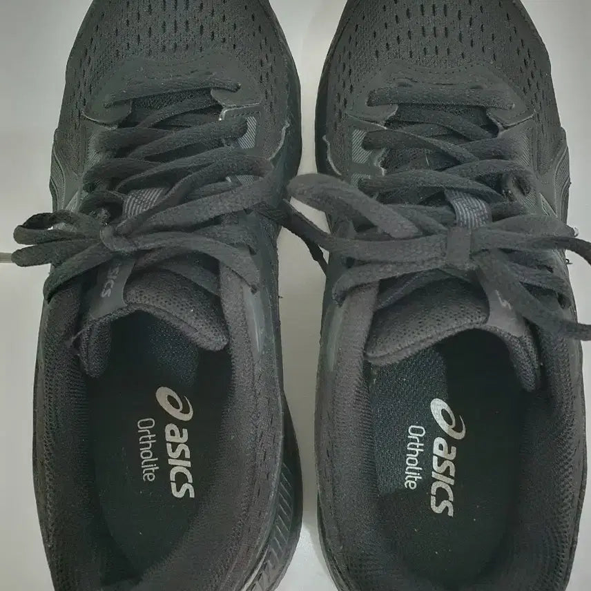 [BUNJANG] Asics Gel Contend 8 All Black Sneakers / 아식스 젤 컨텐드 8 올블랙 (250)