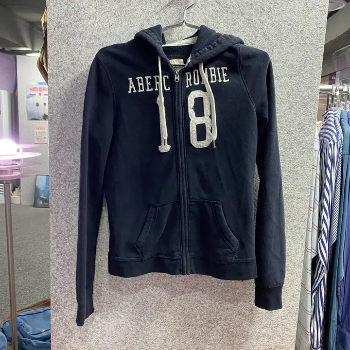 [SOLD OUT] 아베크롬비 아치로고 트윙클 네이비 후드집업 B4650