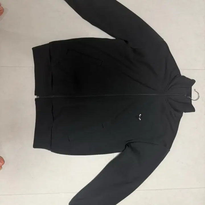 [SOLD OUT] [새상품급/급쳐] 꼼데가르송 플레이 블랙 하트 집업