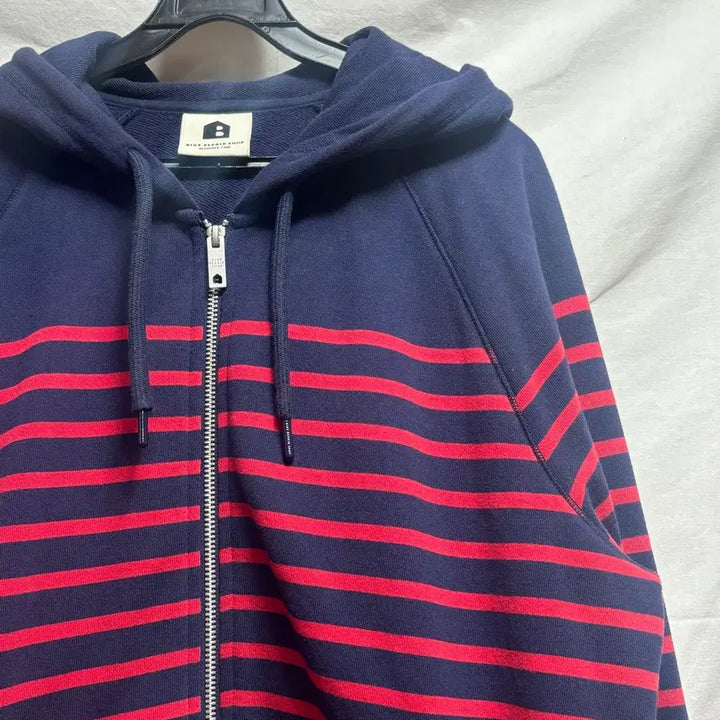 [SOLD OUT] 빈폴 바이크리페어샵 스트라이프 후드집업 105
