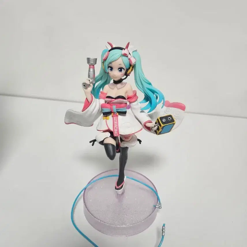 [BUNJANG] Vocaloid Miku Racing Figure / 보컬로이드 미쿠 레이싱 피규어