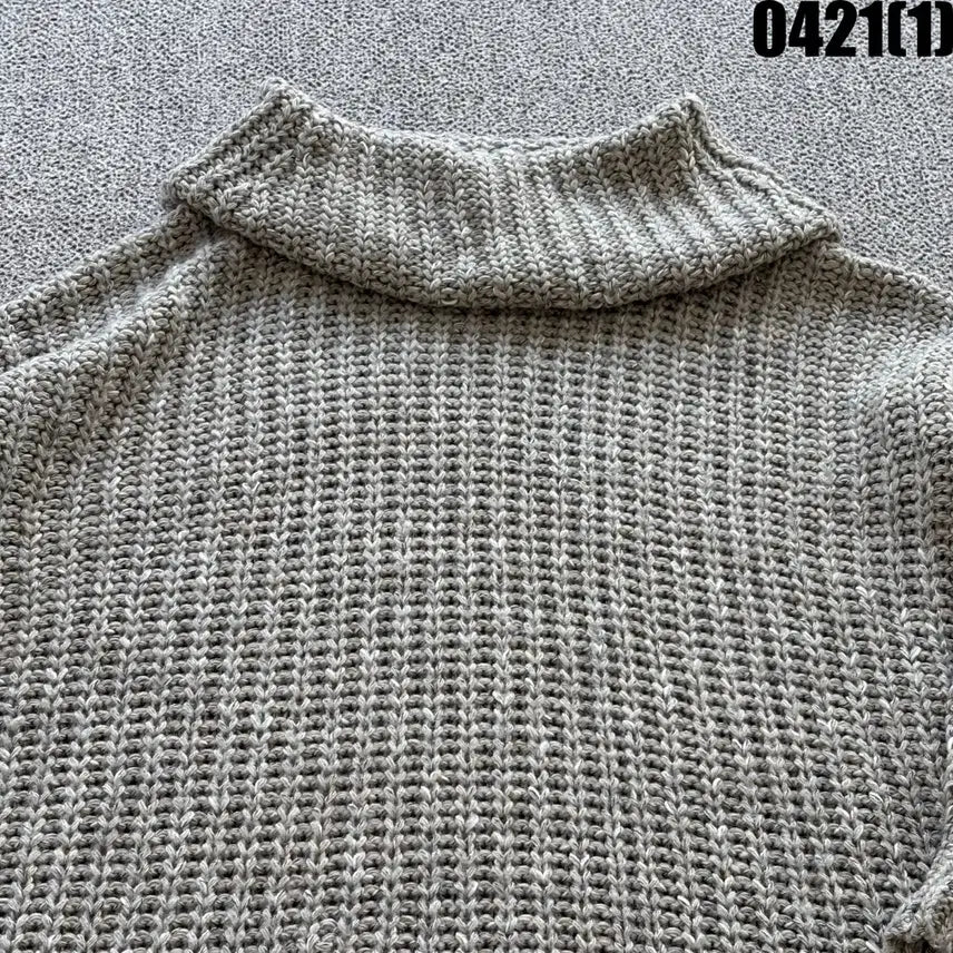 [BUNJANG] ZARA Loose Fit Turtleneck Knit Sweater / 자라 루즈핏 터틀넥 니트 스웨터 M