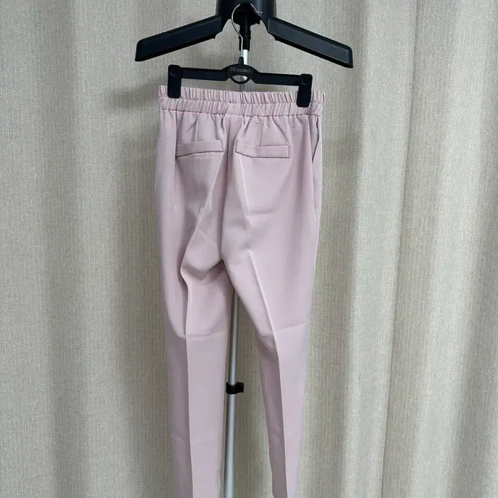 [SOLD OUT] on&amp;on 핑크 밴딩 팬츠 1