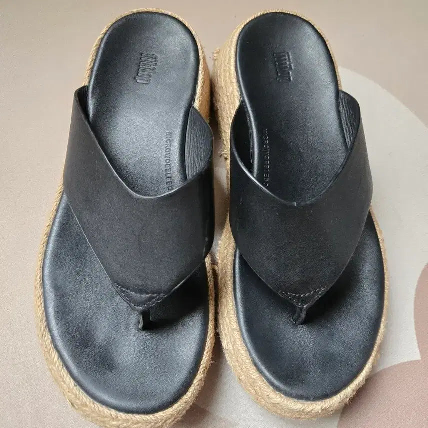 [BUNJANG] Fitflop Black Flip-Flop Sandals / 핏플랍 블랙 쪼리 샌들(225.무배)