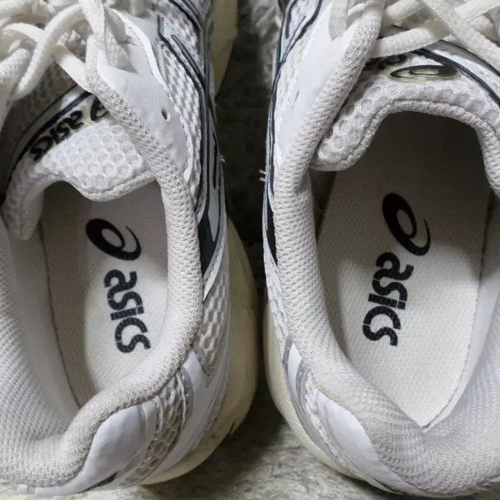 [BUNJANG] Asics Gel-1130 White Sneakers / 후루룩구제 260 아식스 젤1130 화이트 운동화 중고 신발