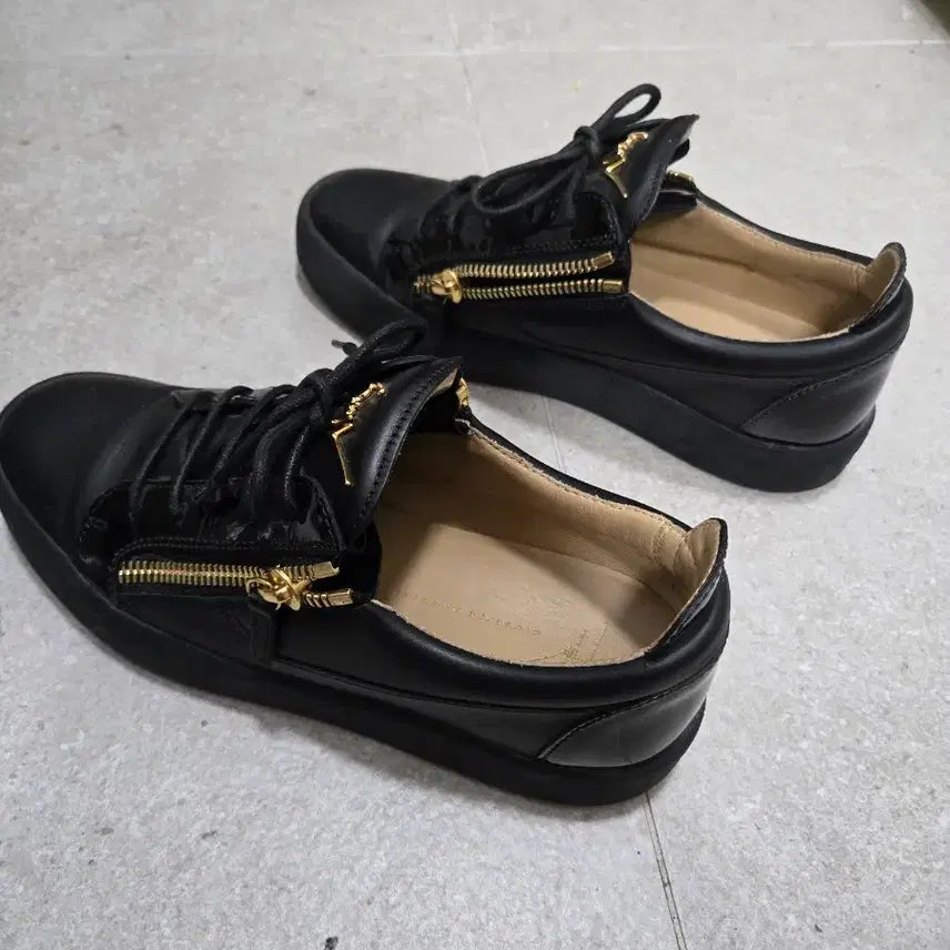 [BUNJANG] Giuseppe Zanotti Black Sneakers (Size 42) / [정품]42 쥬세페자노티 블랙 스니커즈